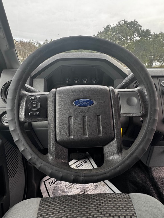 2015 Ford F-250 Image 18