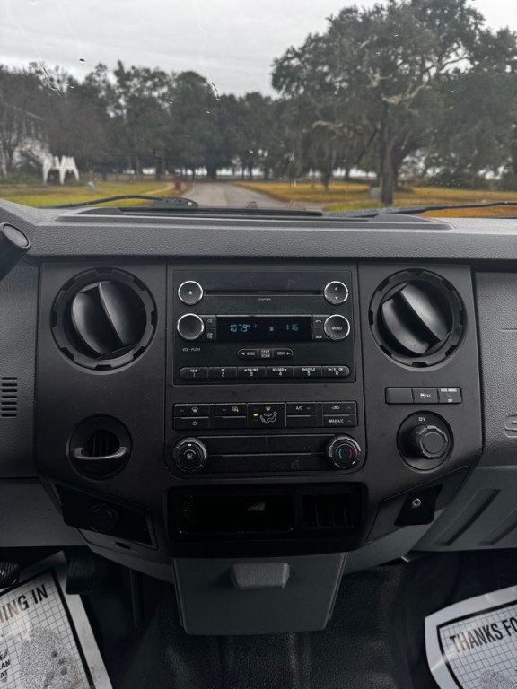 2015 Ford F-250 Image 20