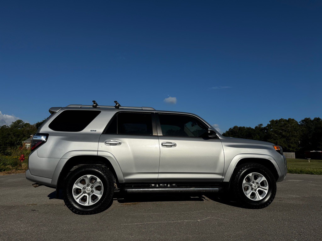 2018 Toyota 4Runner Image 6