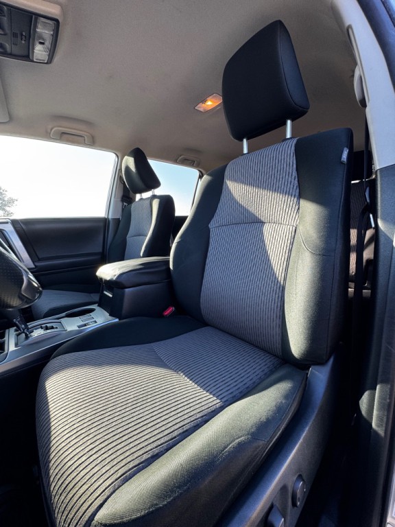 2018 Toyota 4Runner Image 10