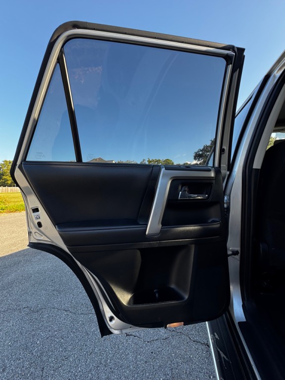 2018 Toyota 4Runner Image 11