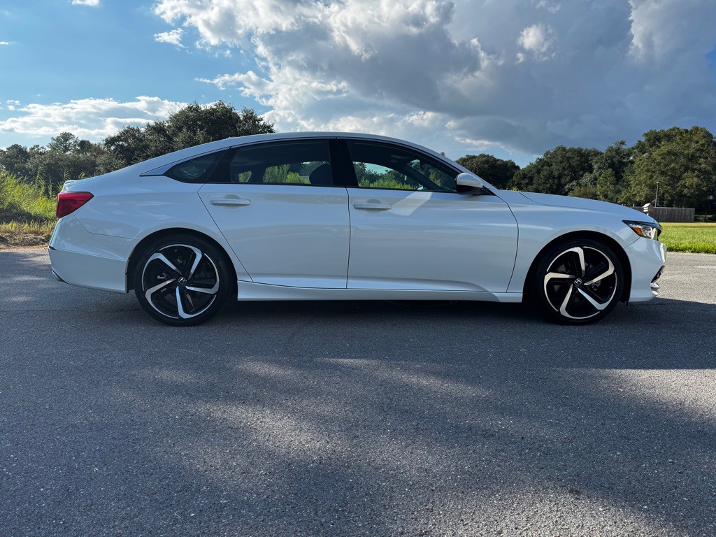 2018 Honda Accord Image 6