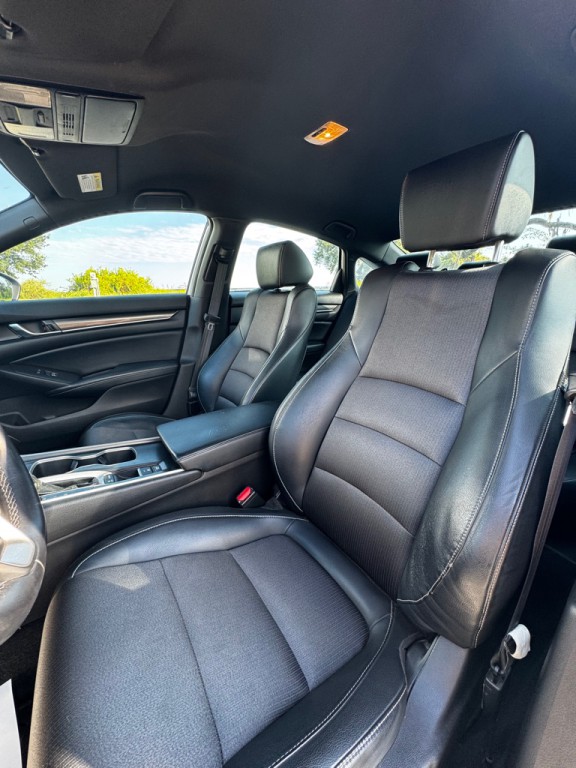 2018 Honda Accord Image 10