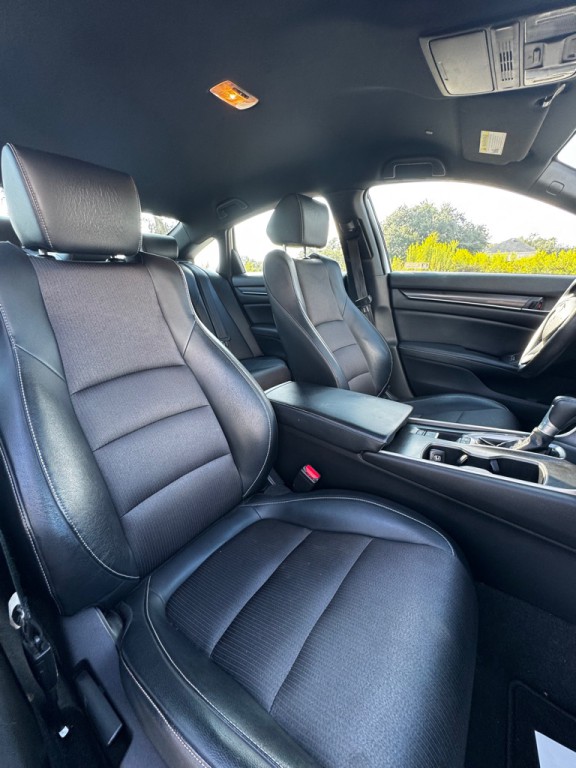 2018 Honda Accord Image 14