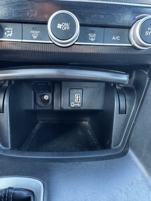 2018 Honda Accord Image 22