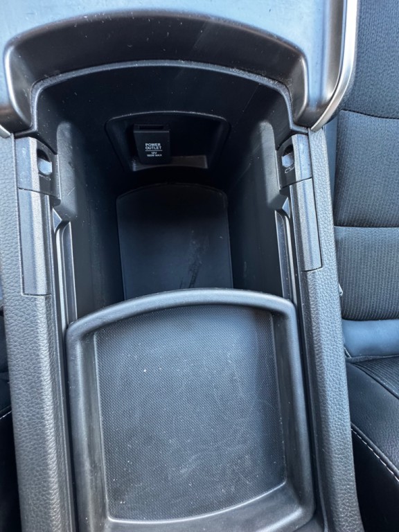 2018 Honda Accord Image 24
