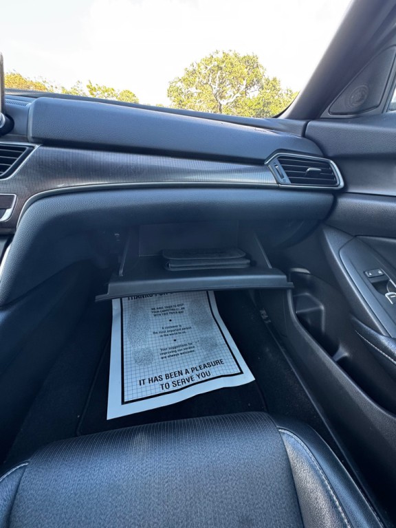 2018 Honda Accord Image 27
