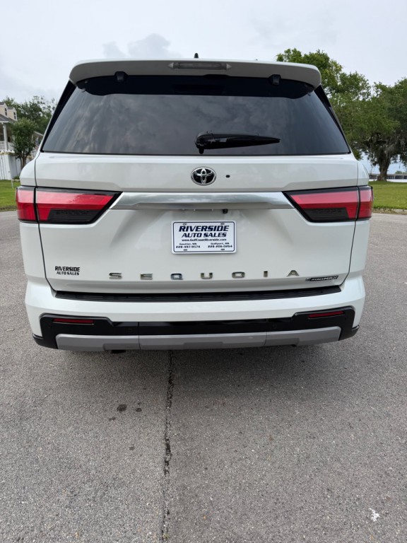 2025 Toyota Sequoia Image 4
