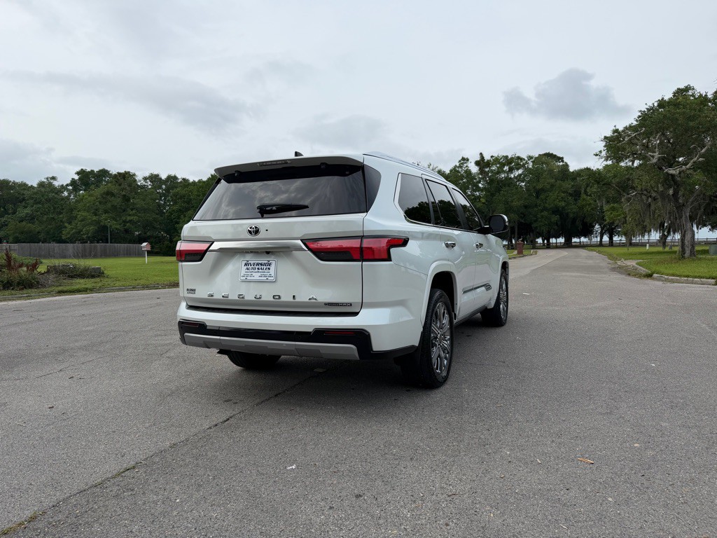 2025 Toyota Sequoia Image 5