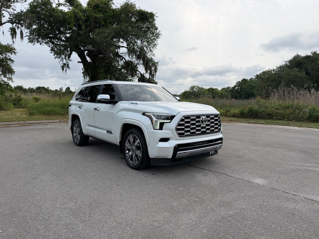 2025 Toyota Sequoia Image 7