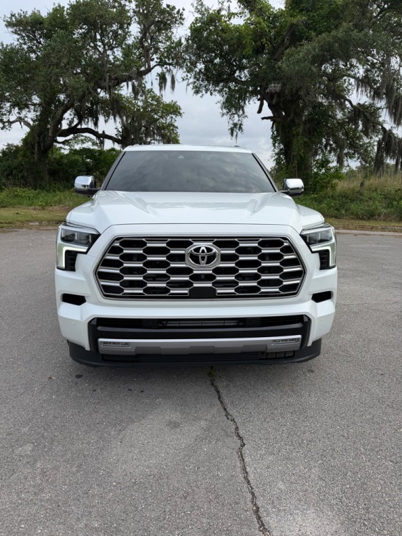 2025 Toyota Sequoia Image 8