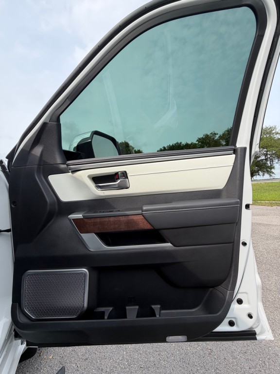 2025 Toyota Sequoia Image 16