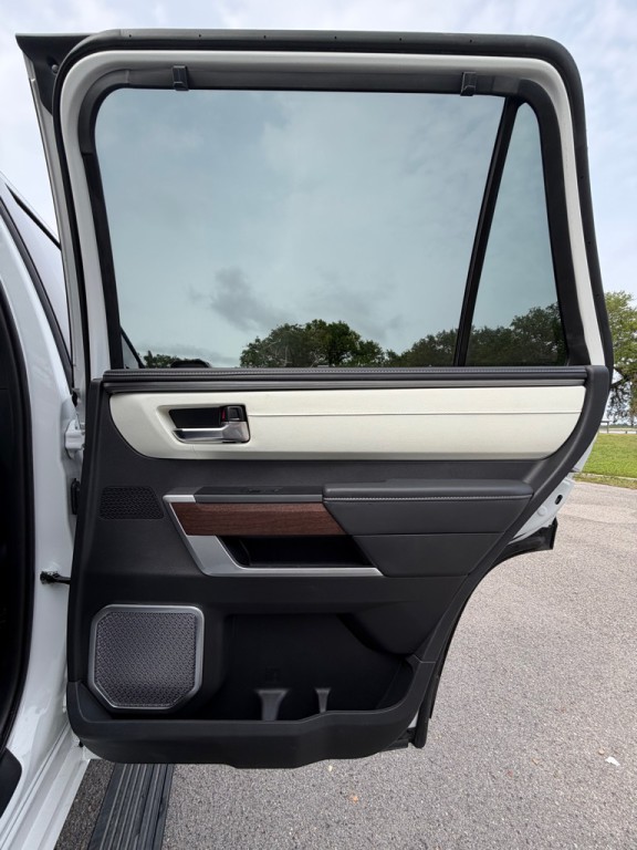 2025 Toyota Sequoia Image 19