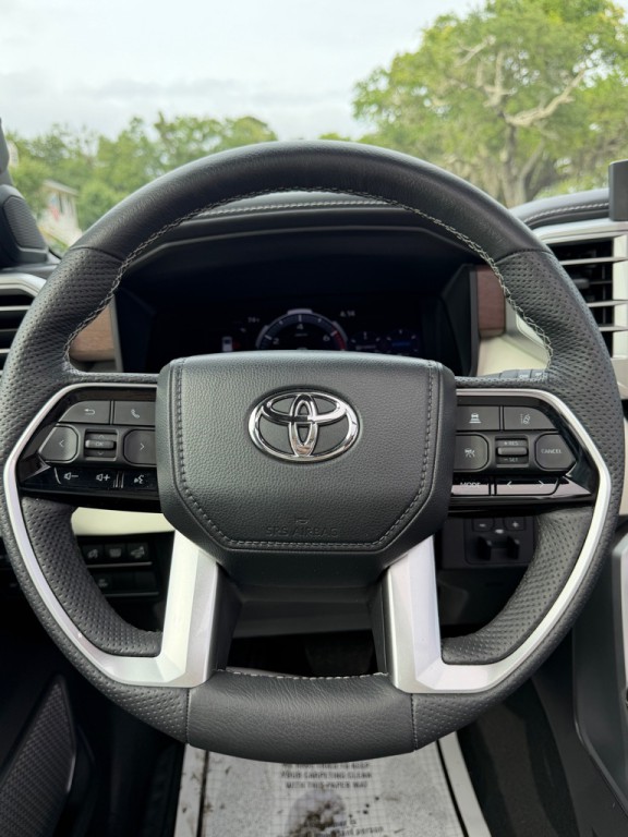 2025 Toyota Sequoia Image 25