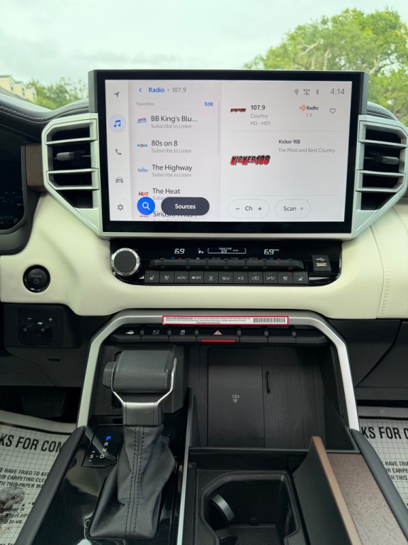 2025 Toyota Sequoia Image 27