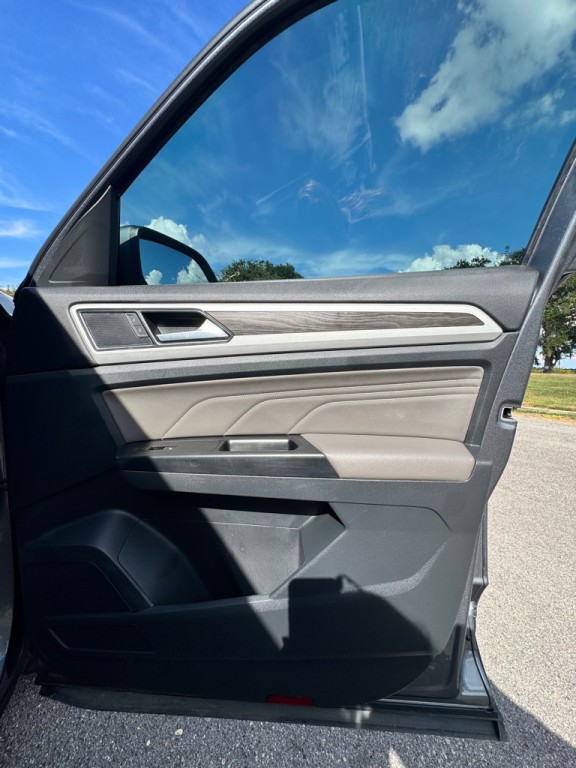 2021 Volkswagen Atlas Image 14