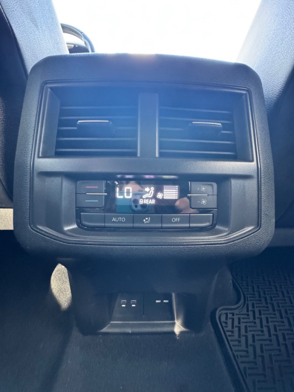 2021 Volkswagen Atlas Image 18