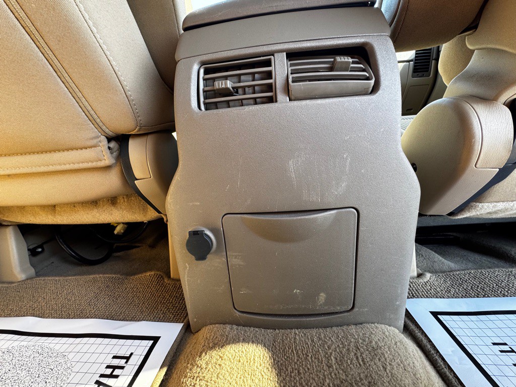 2011 Nissan Titan Image 17