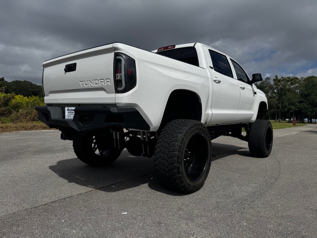 2017 Toyota Tundra Image 5