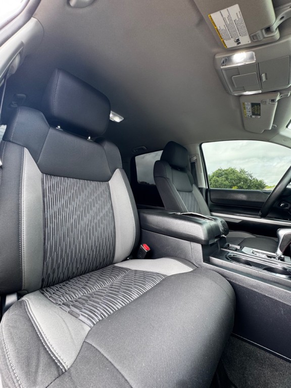 2017 Toyota Tundra Image 14