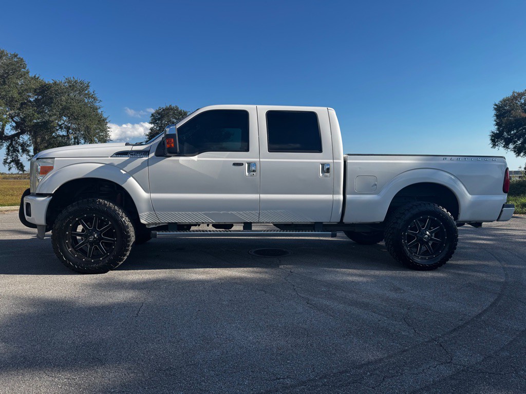 2015 Ford F-250 Image 2