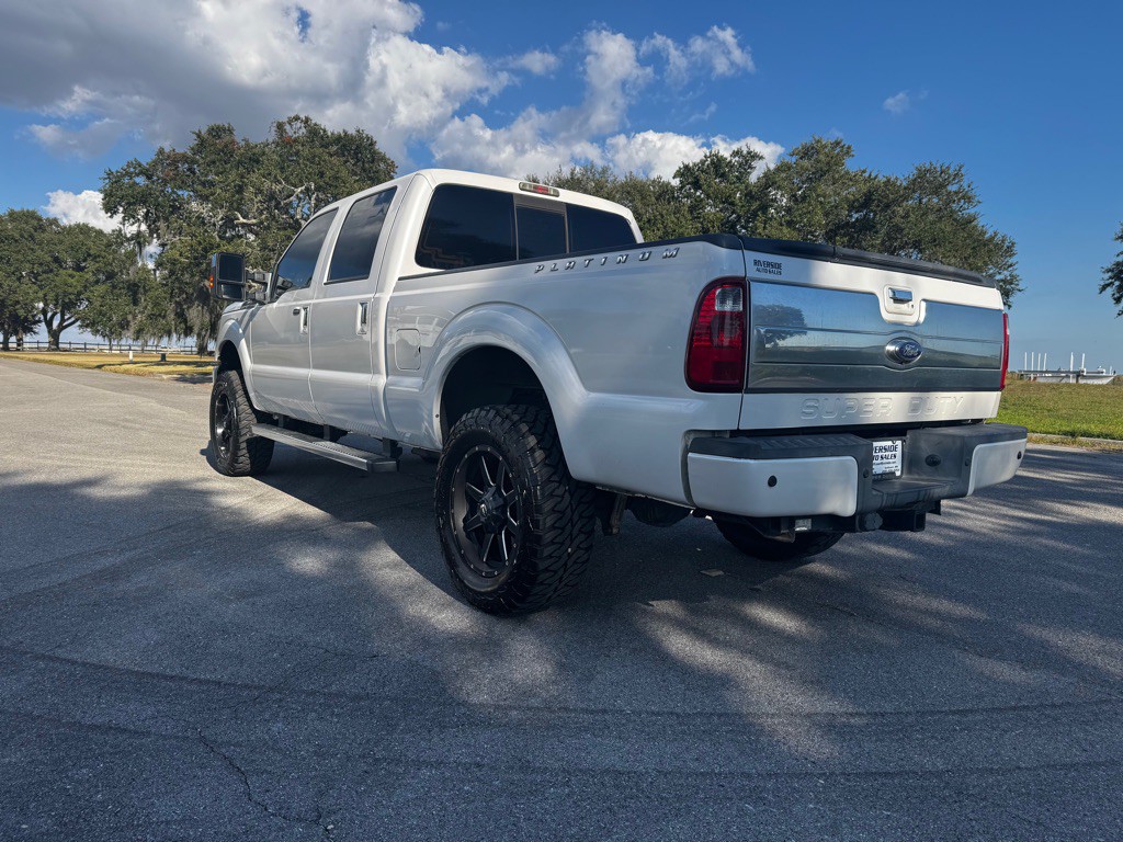 2015 Ford F-250 Image 3