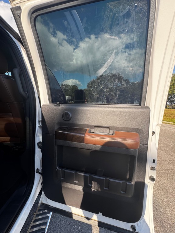 2015 Ford F-250 Image 15