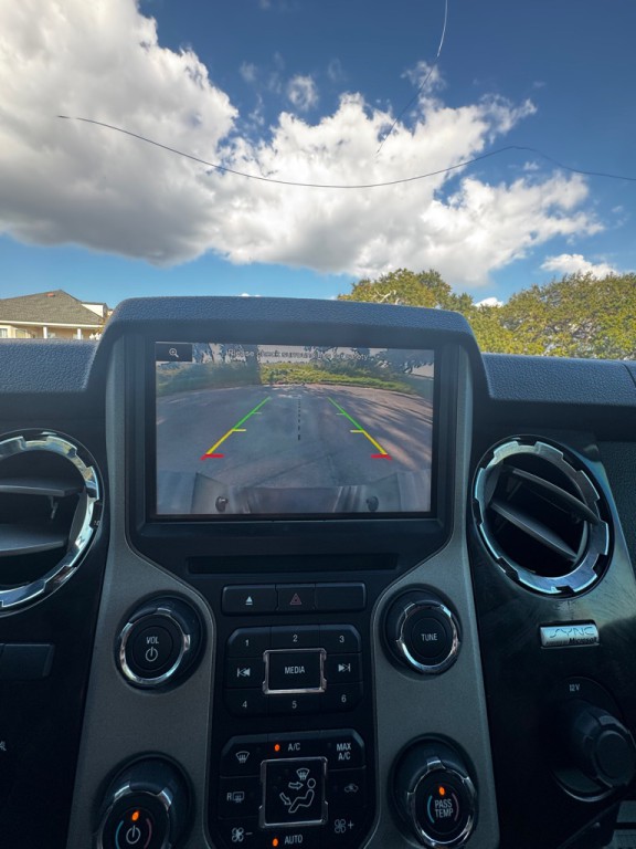 2015 Ford F-250 Image 30