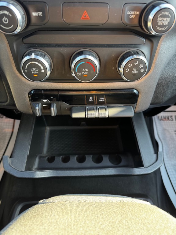 2021 RAM 1500 Image 24