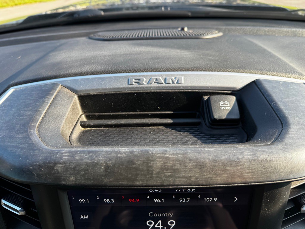 2021 RAM 1500 Image 25