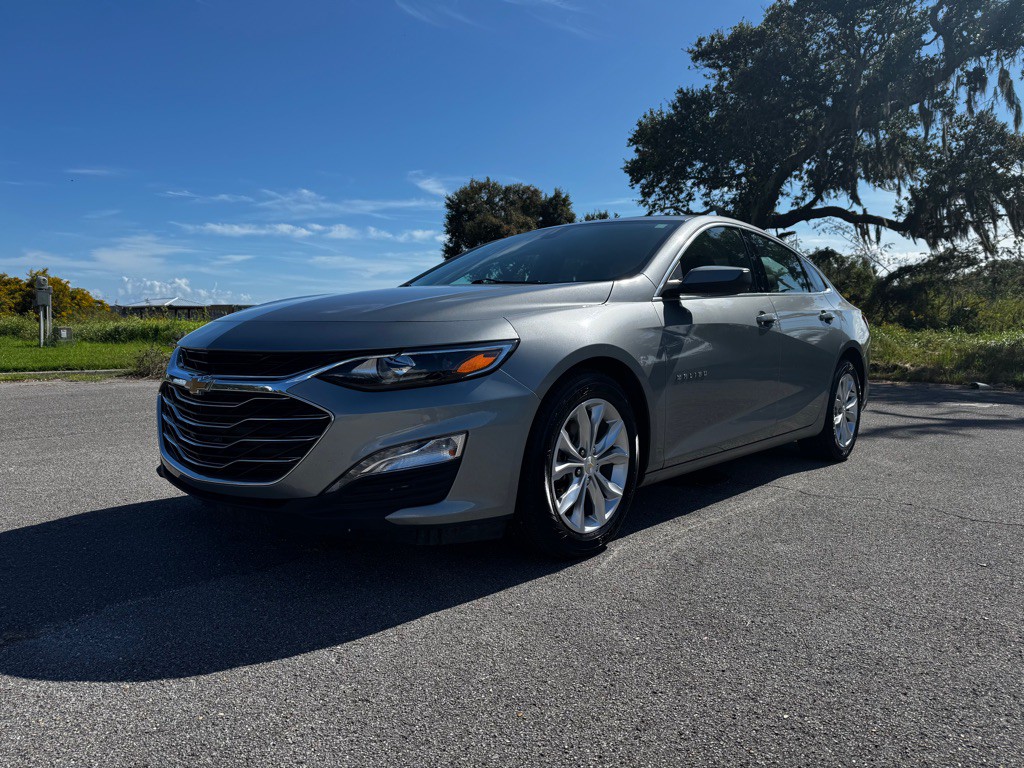 2023 Chevrolet Malibu Image 1