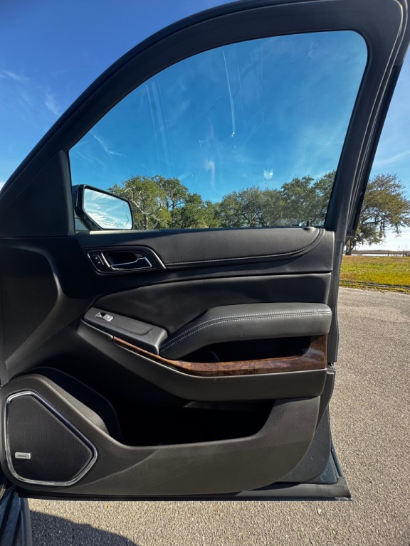 2019 Chevrolet Tahoe Image 13