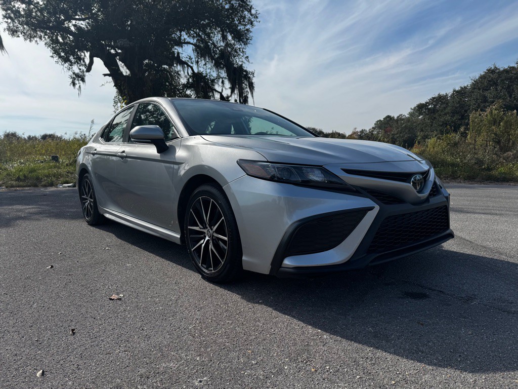 2022 Toyota Camry Image 7