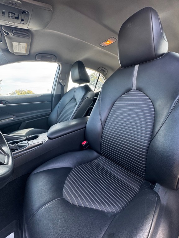 2022 Toyota Camry Image 10