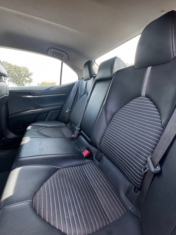 2022 Toyota Camry Image 12