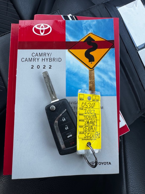 2022 Toyota Camry Image 27