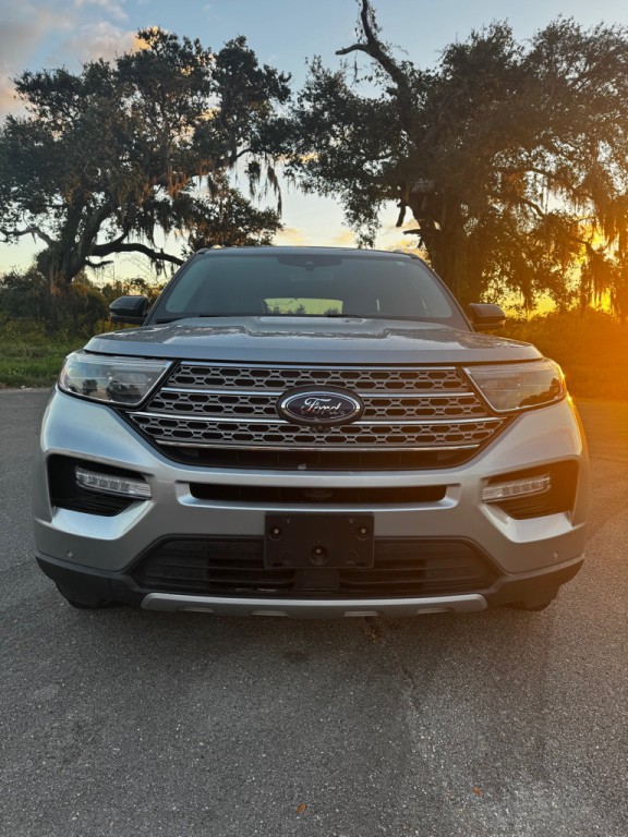 2021 Ford Explorer Image 8