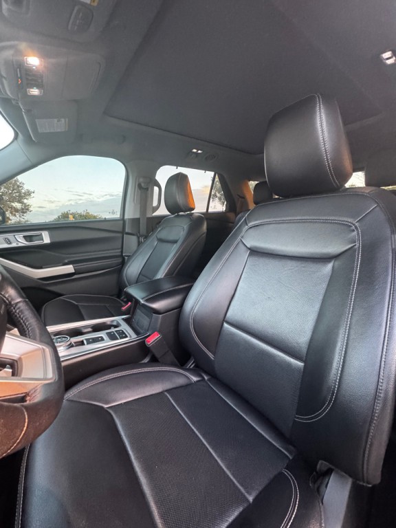 2021 Ford Explorer Image 10