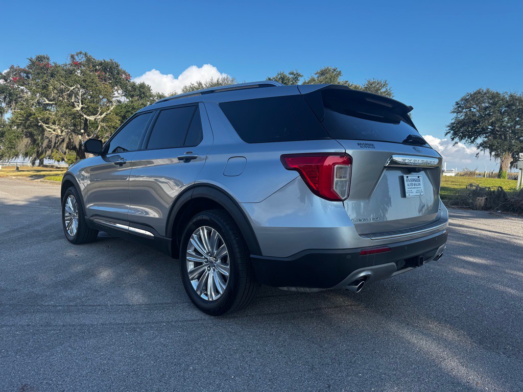 2021 Ford Explorer Image 3