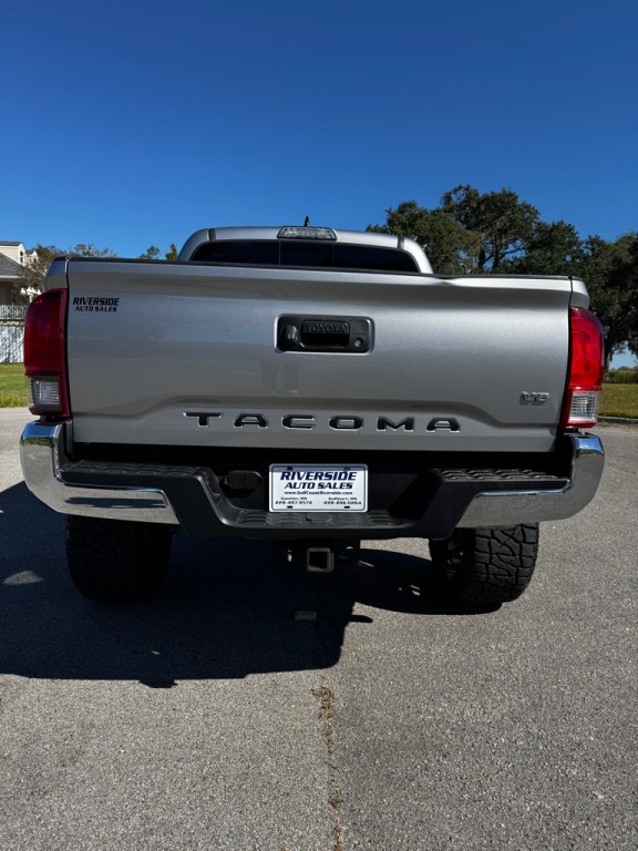 2019 Toyota Tacoma Image 4
