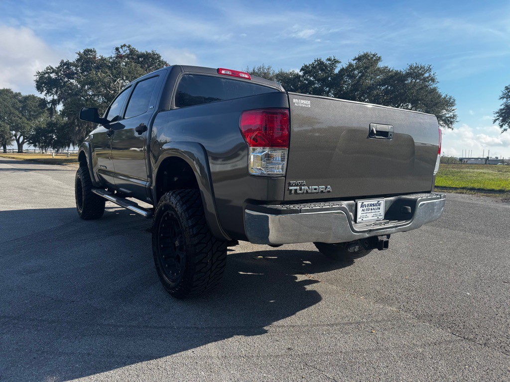 2011 Toyota Tundra Image 3