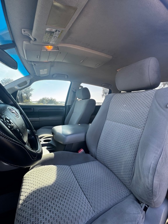 2011 Toyota Tundra Image 10
