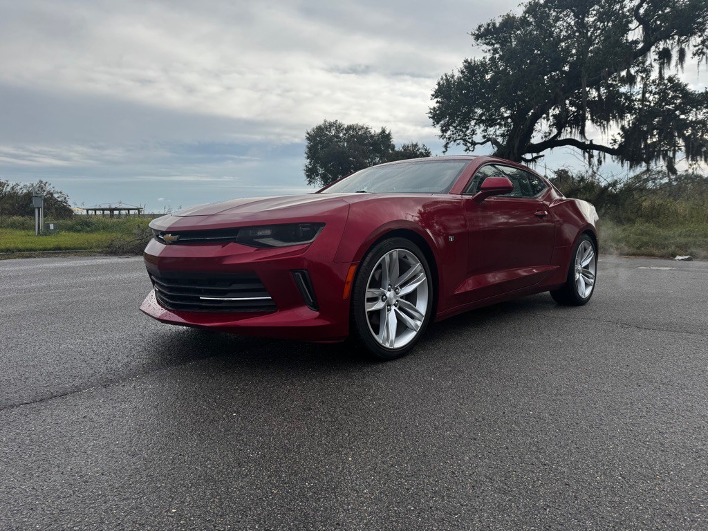 2017 Chevrolet Camaro Image 1