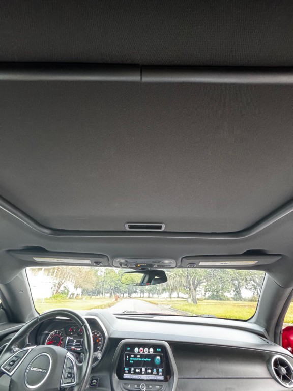 2017 Chevrolet Camaro Image 20