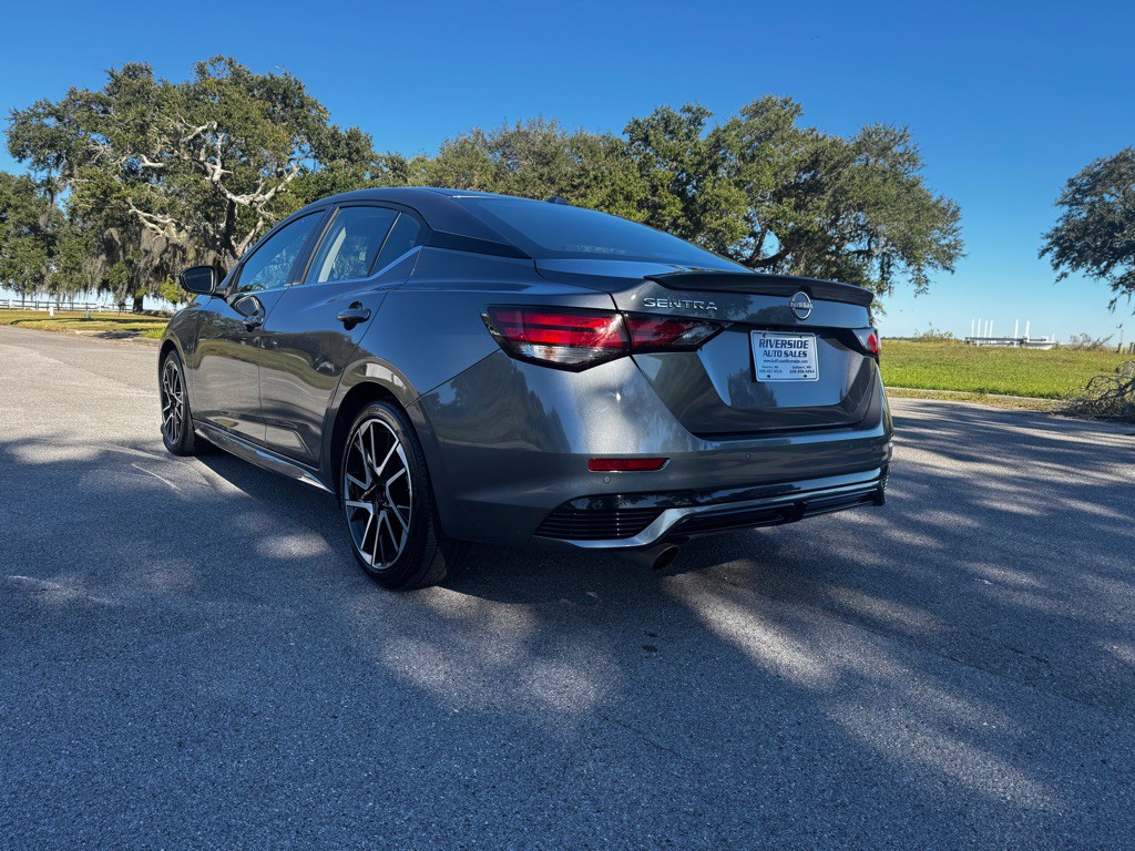 2025 Nissan Sentra Image 3
