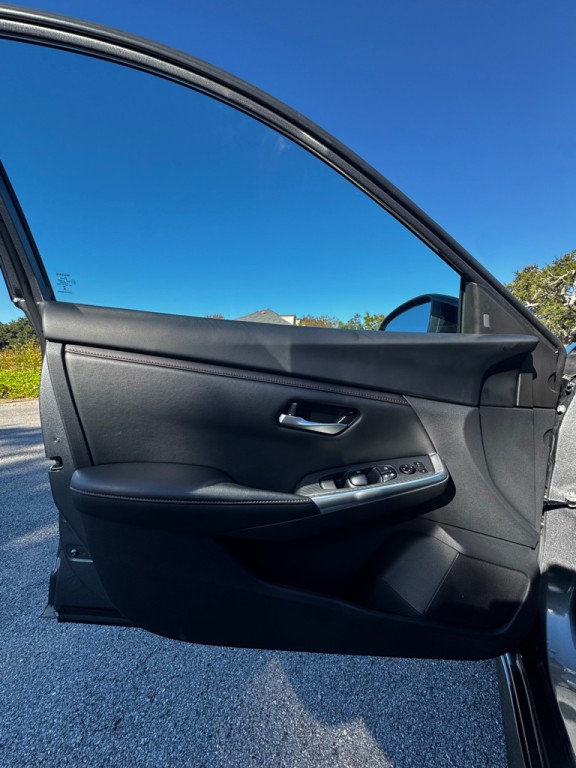 2025 Nissan Sentra Image 9