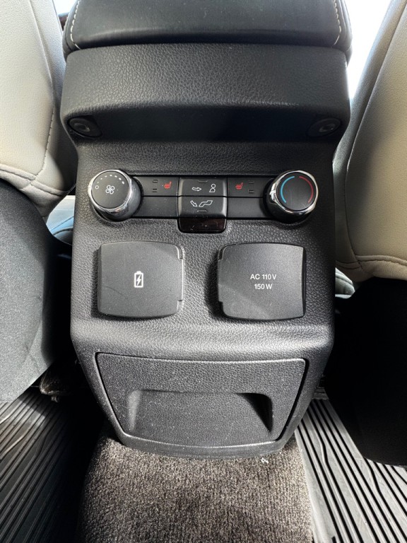 2018 Ford Explorer Image 18