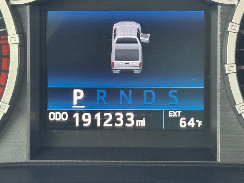 2016 Toyota Tundra Image 21