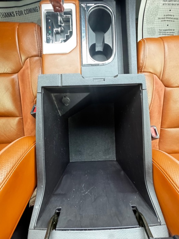 2016 Toyota Tundra Image 24