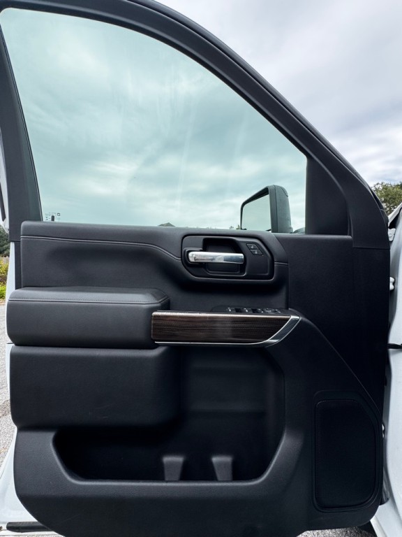 2021 Chevrolet Silverado 1500 Image 9